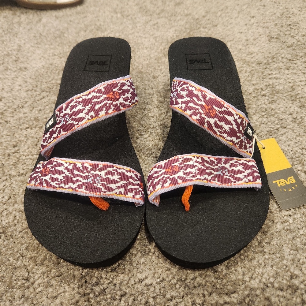 Teva Wedge Pink Flip Flops 7W